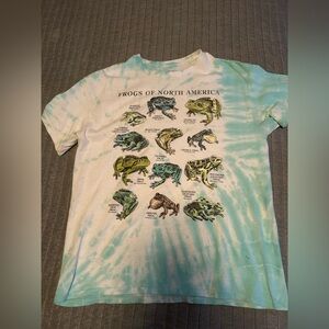 Hot Topic teal and White Frog Graphic Tee